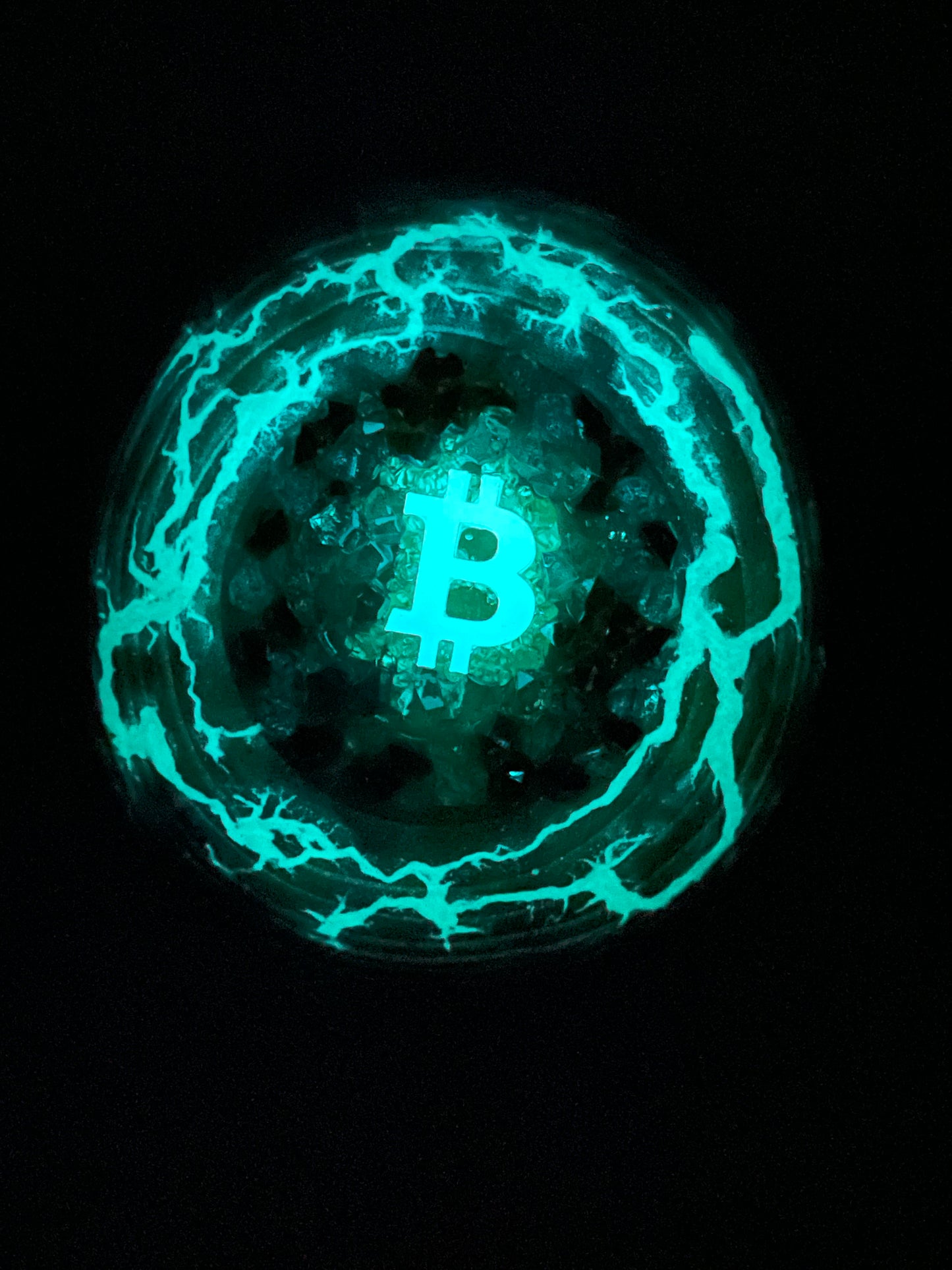 “Hard as Diamonds” 12” natural round